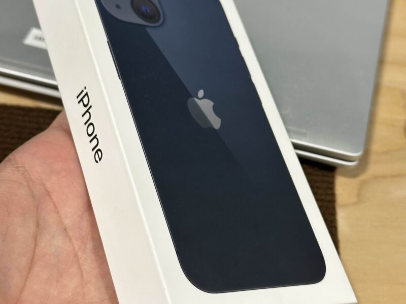 iPhone 13 - 512GB (Midnight)